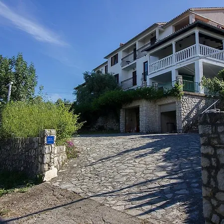 Gorgeous View, Close To The Beach, Pets Welcome, 33-2 Апартаменты Равни
